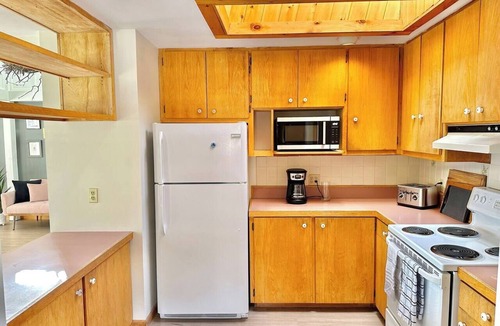 Bass Harbor House | Oceanfront Cottage `Driftwood`- 3-bed - 2 Bath