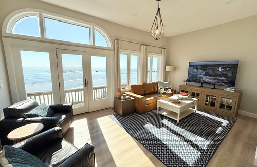 Ogunquit - Wells House | Oceanfront-Luxury Crescent Beach-A/C