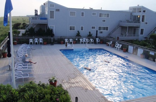 Suffolk County Condo | Oceanfront Oasis with Gorgeous Pool - 3BR Condo on Dune Road, Westhampton Beach