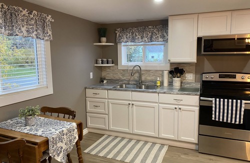 Wilsons Beach Apartment | Oceanfront Sunset Suite apartment in Wilson’s Beach Campobello Island