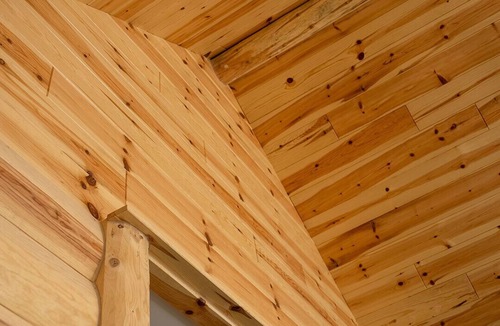Copperville Cabin | Off-Grid Oasis: Explore the World-Famous Klutina River from Your Klutina Cabin.