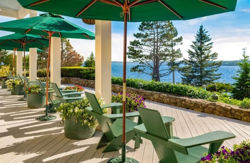 Boothbay Harbor Cabin | Partial Oceanview Lodge | King + Porch