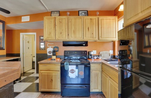 Apache Junction House | Patio w/Desert Views: Apache Junction Abode