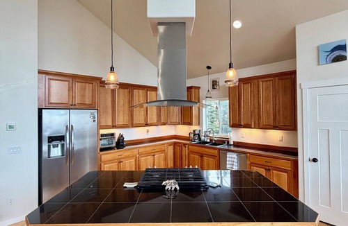 Bear Valley House | Peaceful mountainside home with views, trails, & wildlife nearby.