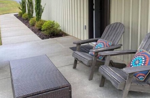 Covington Apartment | Peaceful, quiet country-side Studio Apartment 1Br