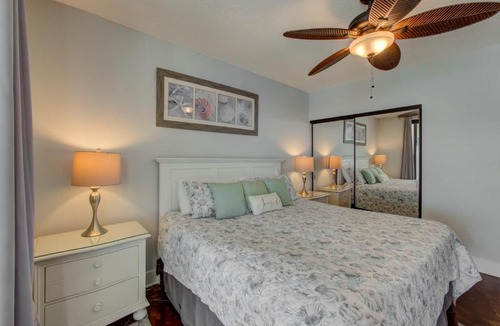 Orange Beach Apartment | Pelican Pointe 1505 by Vacation Homes Collection