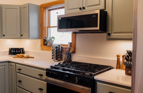 Walpole House | Pemaquid Escape | Curated Comfort + Hot Tub