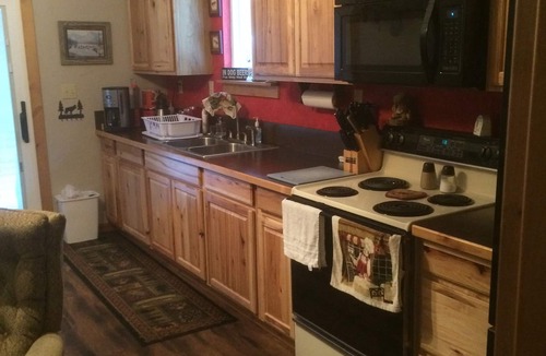 Cusick Cabin | Pend Oreille river cabin +