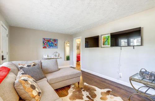 Forest Park House | Pet-Friendly Georgia Retreat w/Fire Pit & Porch!
