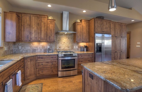 Purgatory House | Pet Friendly Home Across from Purgatory - Views - Hot Tub - On Demand Shuttle