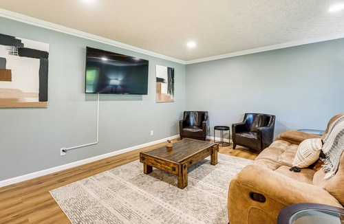 Shell Knob House | Pet-Friendly Shell Knob Retreat w/ Deck & Grill!