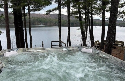 Pine River Pond House | Pine River Pond waterfront
