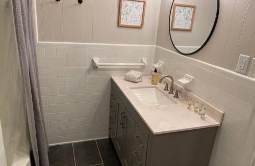 Gainesville House | Pine Valley Place 3 Bedroom 2 Bathroom house
