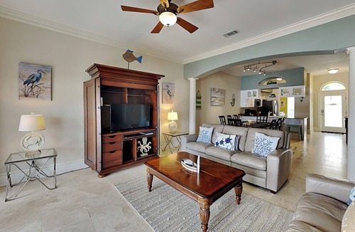 Sunset Pass House | Playa Way | Bayfront Access & Fun On-Site Amenities!