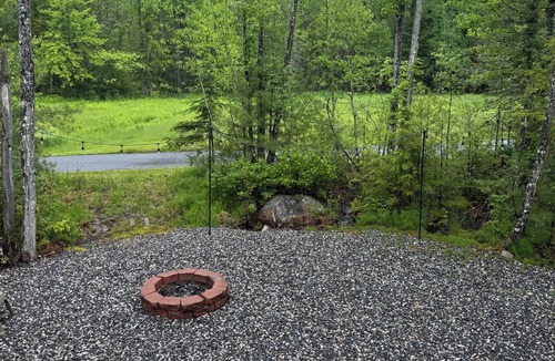 South Casco Cottage | Point Sebago Vacation Home