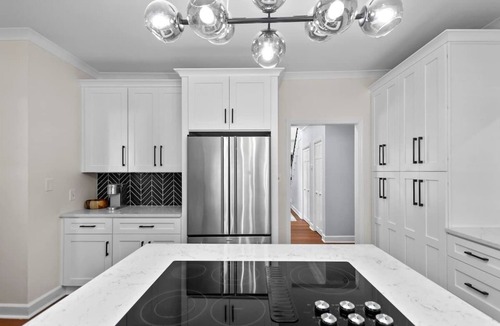 Savannah House | Pool Oasis by Tybee & Downtown Savannah