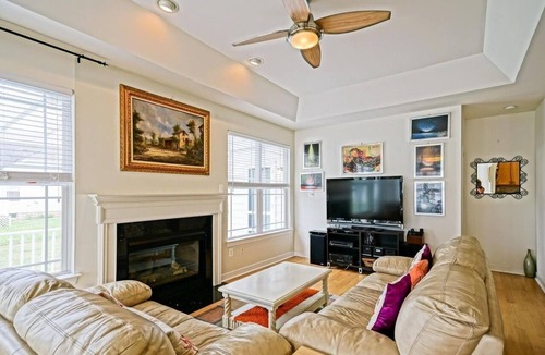 Villages of Five Points House | Pool/Tennis/Walking Paths! 33159 W Chesapeake Street