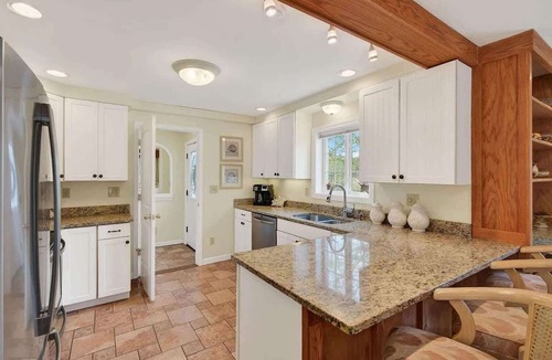 Ocean Park Apartment | Private Coastal 5 BD Home - Heart of Ocean Park