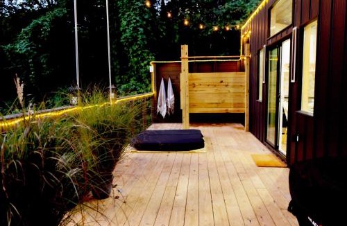 Blue Ridge Ski Chalet | Private Couples Retreat Scenic Hottub -Fireplace