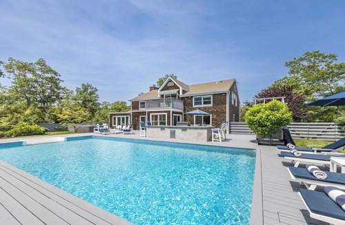 East Hampton House | Private Hamptons Oasis Pool, Hot Tub, Gym 3 acres