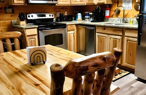 Sevierville Cabin | Private Hideaway near Pigeon Forge; Convenient to Attractions; Five-Star Reviews