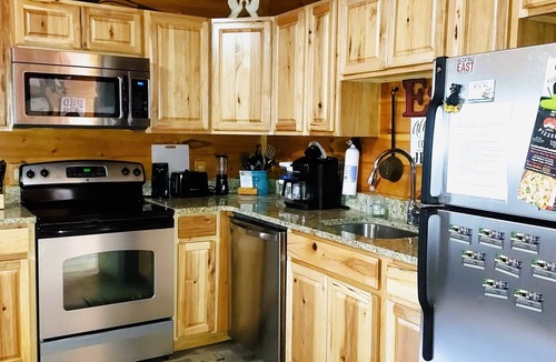 Sevierville Cabin | Private Hideaway near Pigeon Forge; Convenient to Attractions; Five-Star Reviews