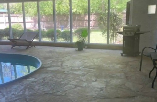 Albany House | Private, Quiet Ap. “Splashing in Albany “ 5 min to Phoebe