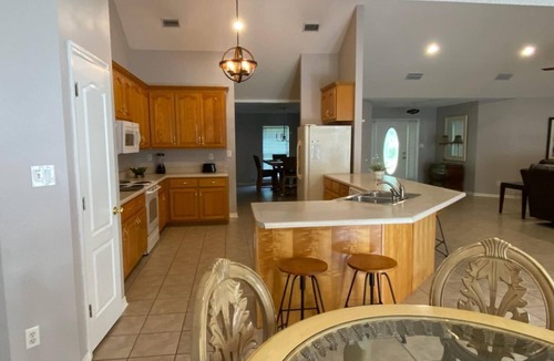 Foley House | Private spacious home on 5 acres just minutes from the beaches and theme parks!