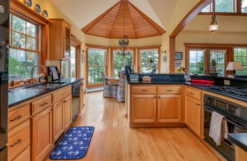 Steuben House | Private, waterfront home on 220 feet of Dyer Bay, ME