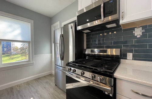 Worcester Apartment | Professional, Clean 2BD near Hospitals | HBHS