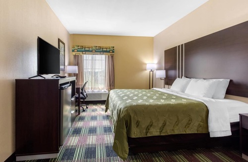 Cadiz Hotel | Quality Inn Cadiz