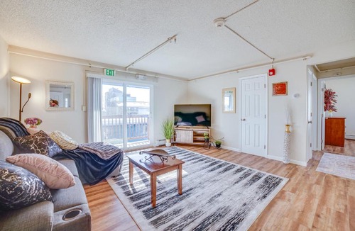 Midtown Anchorage Apartment | Quiet Anchorage Retreat, 4 Mi to Earthquake Park