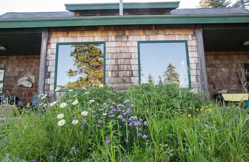 Beals Cabin | Quiet ocean front home with open ocean views and granite coastline