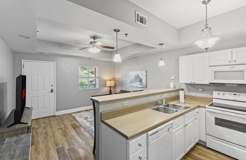 Bluff City Condo | Raceday Rest at Bristol Motor Speedway TN/VA