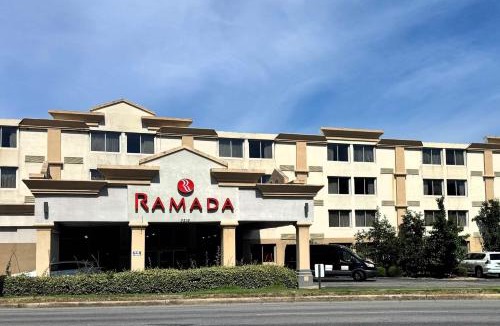 Crestline Heights Hotel | Ramada by Wyndham Birmingham Airport