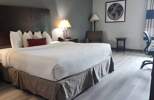 Luling Hotel | Ramada by Wyndham Luling