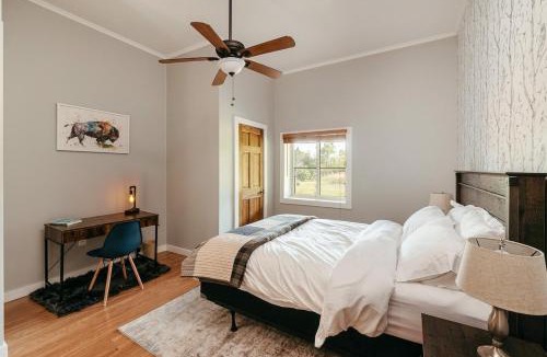 Catskill House | Red Tara Sanctuary