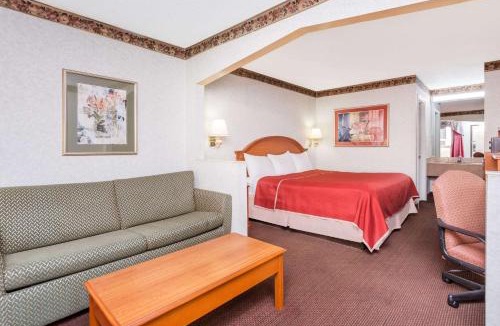 Graysville Hotel | Regency Inn & Suites-Hamilton Place