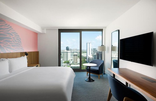 Ala Moana Hotel | Renaissance Honolulu Hotel & Spa