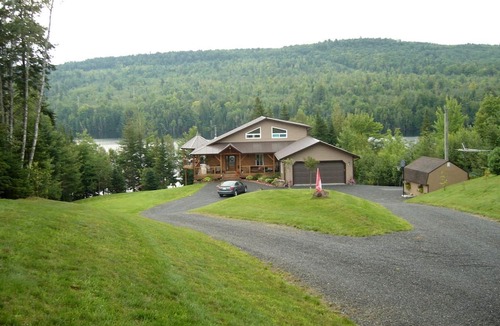 Kingsclear Villa | Riverfront Bed and Breakfast Suite in New Brunswick, Canada