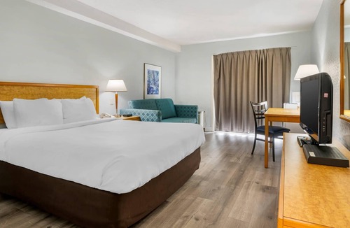 Saint John Hotel | Rodeway Inn