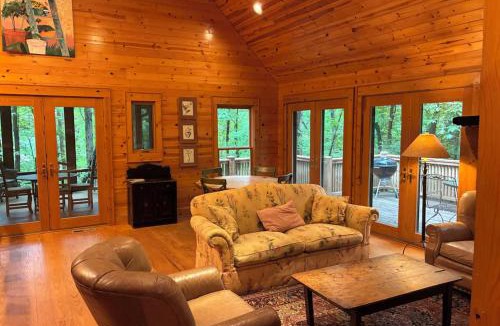 Wiley House | Ruby Cabin at Splendor Mountain