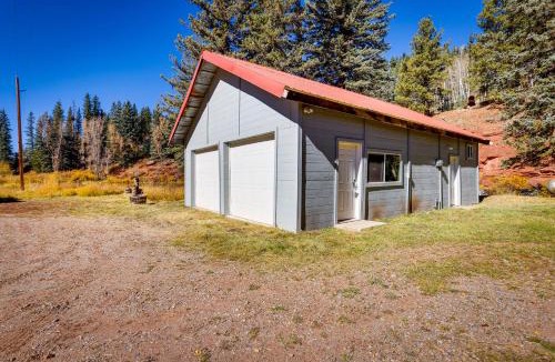 Dolores House | Rustic Dolores Home w/River Access: Hunt & Fish!