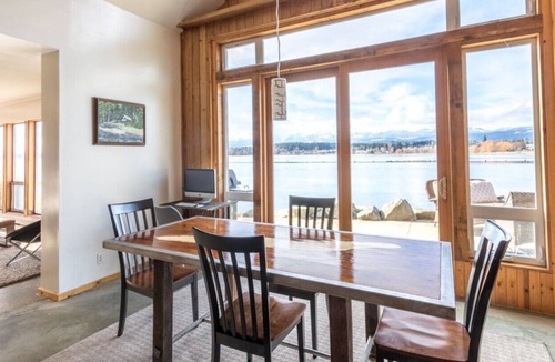 Comox Cottage | Rustic Waterfront Cottage