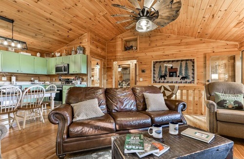 Morganton Cabin | S`More Time Together | Morganton, GA
