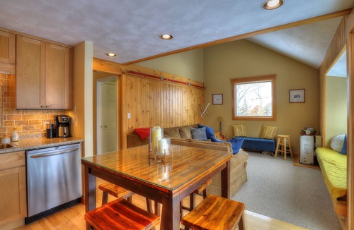 Rangeley Condo | Saddleback- White Birch Condo 36- Pet Friendly