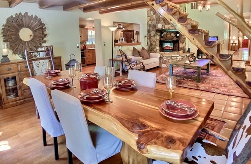 Eureka Springs Historic District Cabin | Secluded authentic log cabin with firepit, pizza oven & private patio