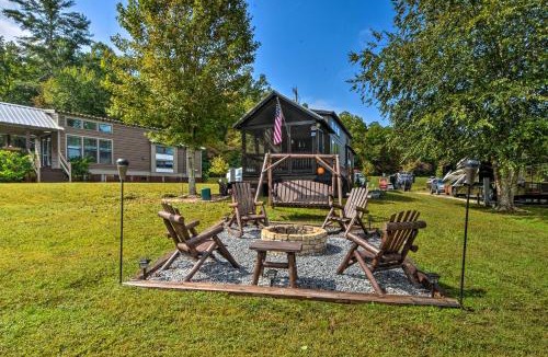 Morganton House | Secluded Morganton Tiny Home w/Grills!