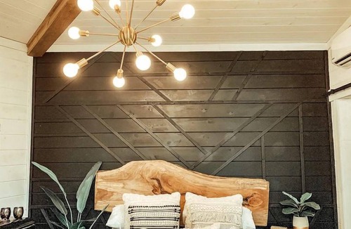 Crane Hill Cabin | Secluded Treehouse Rental Ideal for Glamping in Alabama