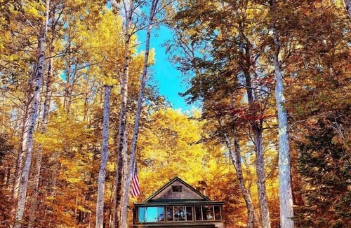 Burlington Cabin | Secluded Waterfront Cabin